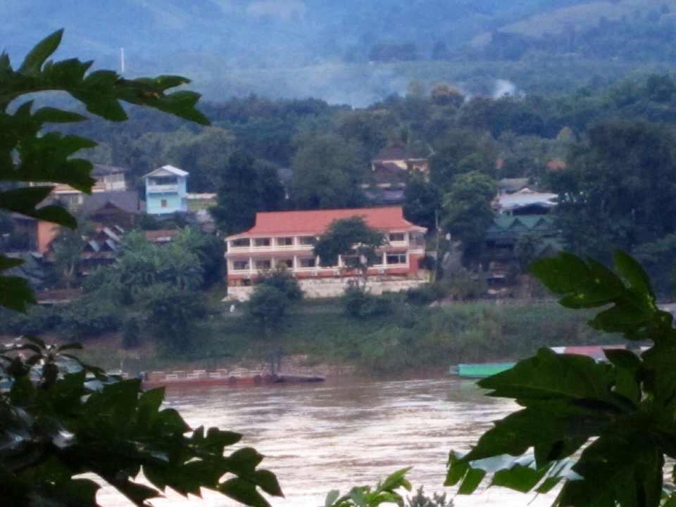 Day Waterfront Hotel Chiang Khong Exterior photo