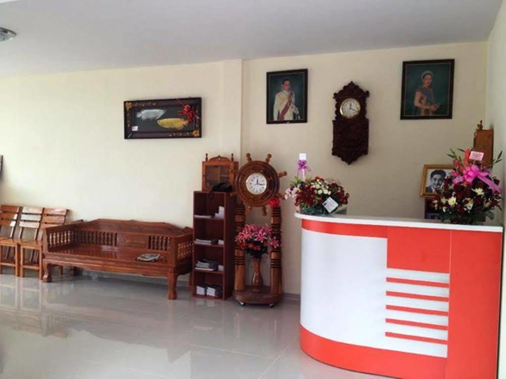 Day Waterfront Hotel Chiang Khong Exterior photo